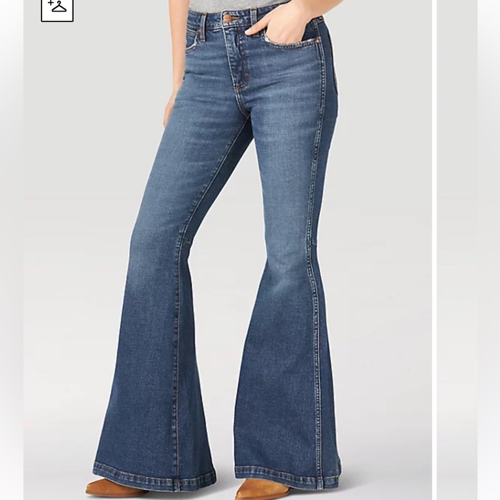 NWT Wrangler WOMEN'S WRANGLER RETRO® BAILEY HIGH RISE TRUMPET FLARE JEAN